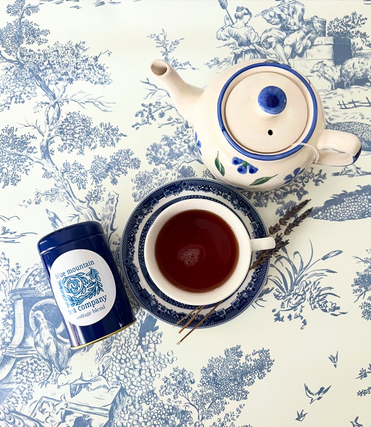 Cottage Blend Tea - Nottawa Cottage Bookstore x Blue Mountain Tea Company