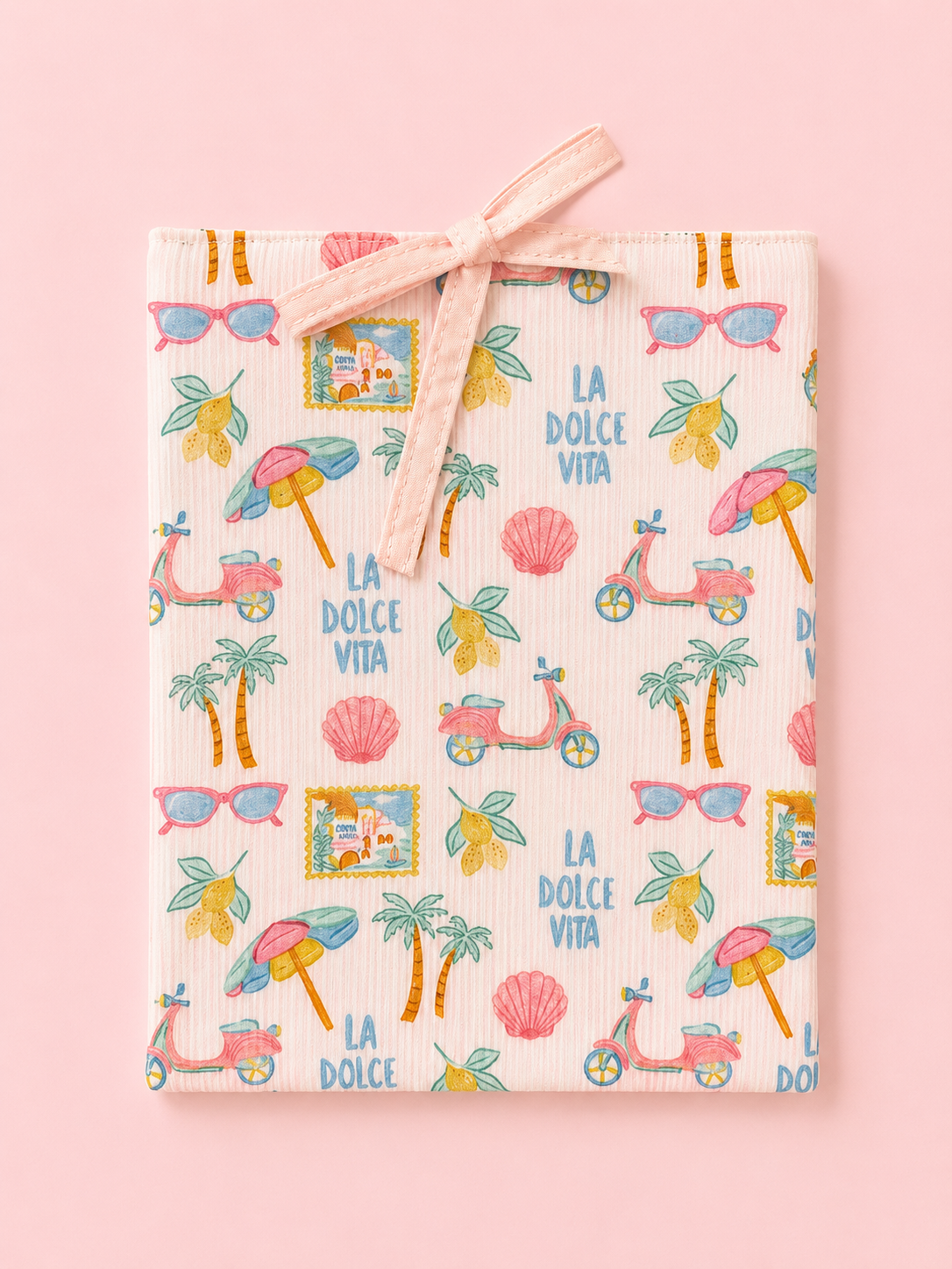 La dolce vita book sleeve