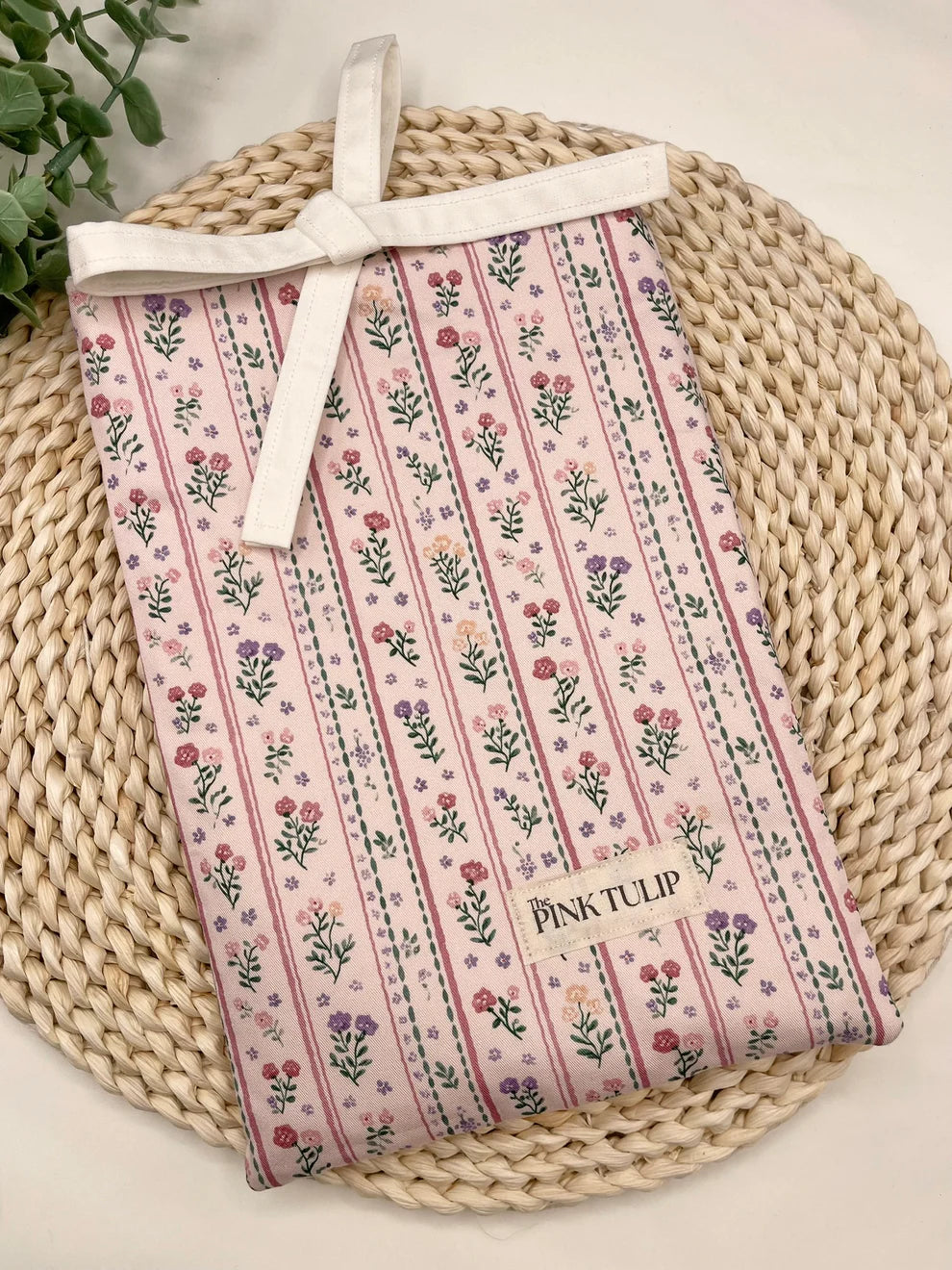 Vintage wallpaper blooms book sleeve