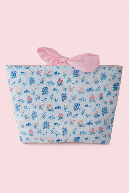 The cottage bow book sleeve LG