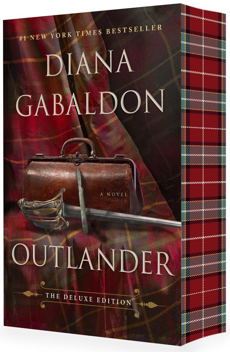 Outlander Deluxe Edition: A Novel by Diana Gabaldon (Preorder)