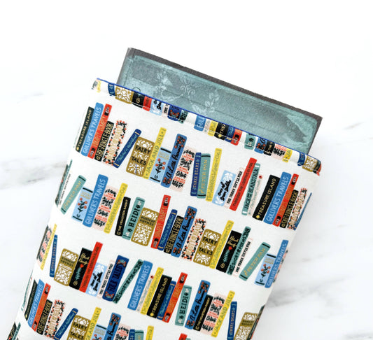 Library shelves (cream) padded book sleeve