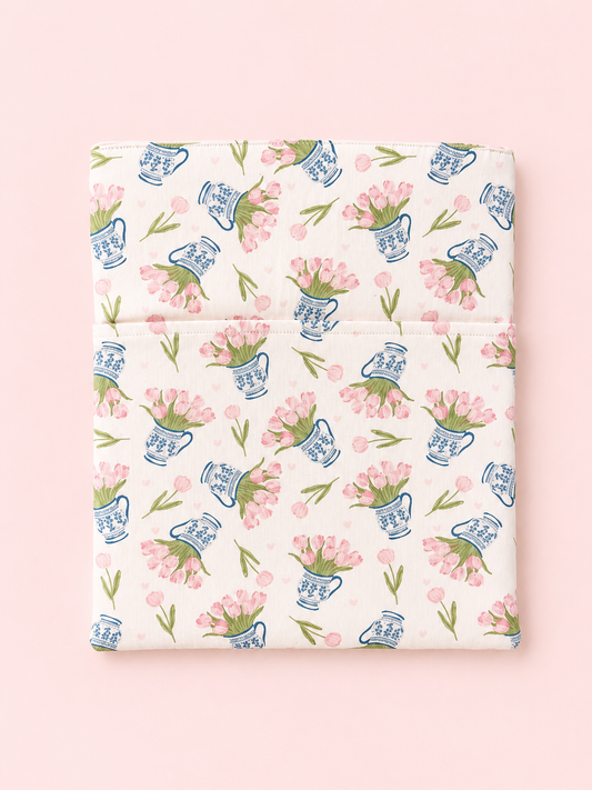 Tulip vase book sleeve