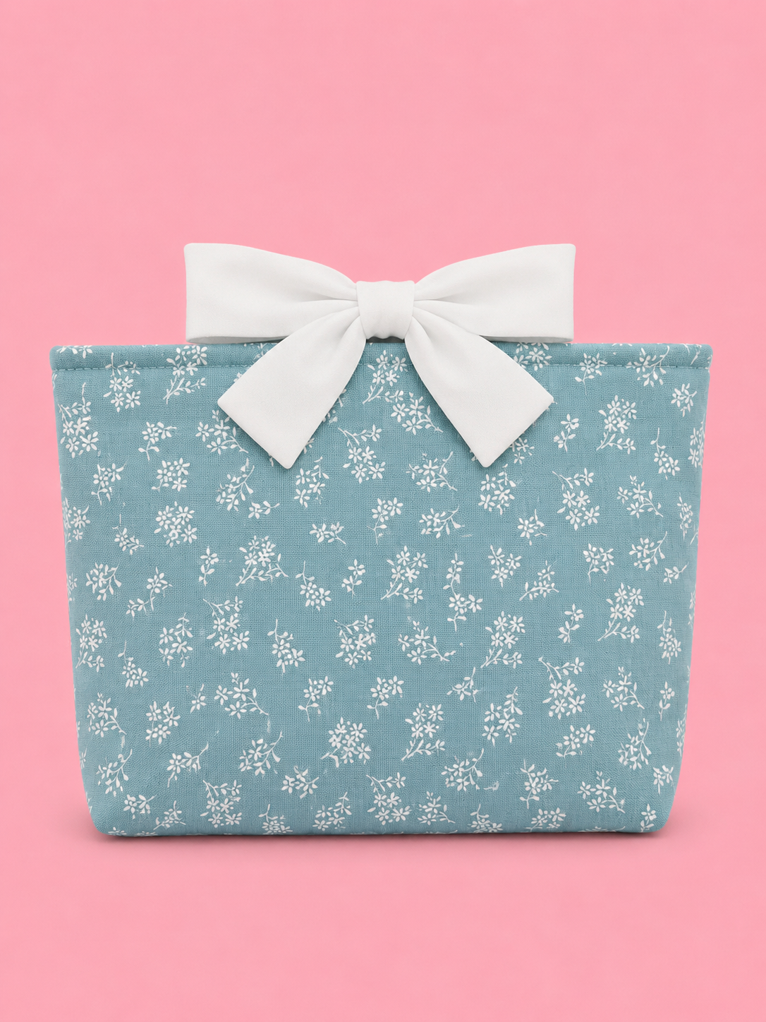 The cottage bow book sleeve LG