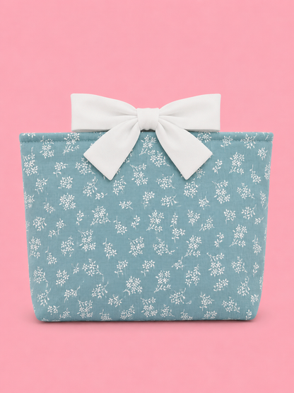 The cottage bow book sleeve LG