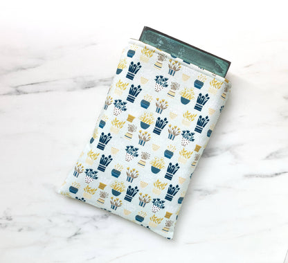 Houseplants padded book sleeve