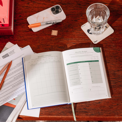 Guided finance planner, foiled A5 hardcover - shine (coming soon)