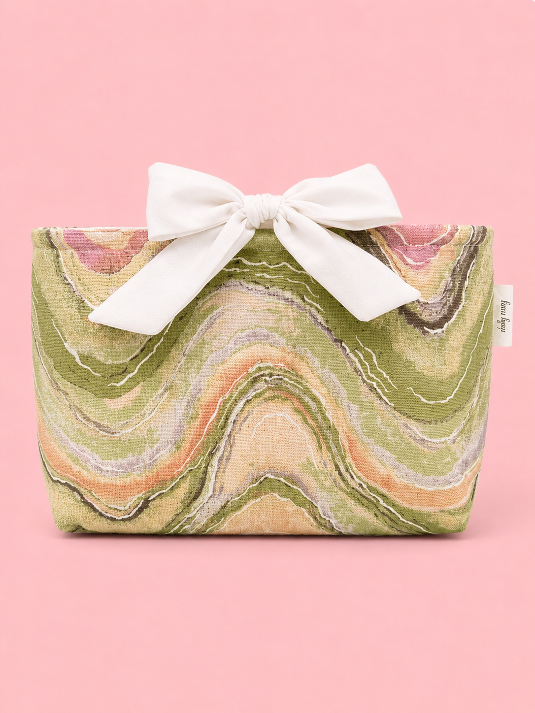 The cottage bow book sleeve SM