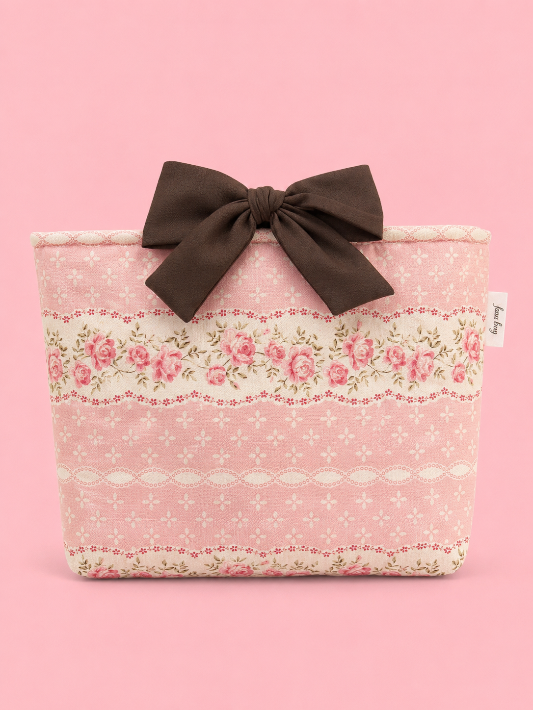 The cottage bow book sleeve LG