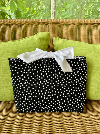 The cottage bow book sleeve LG