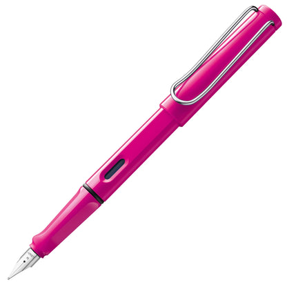 LAMY safari fountain pen
