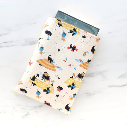 Beach cats padded book sleeve