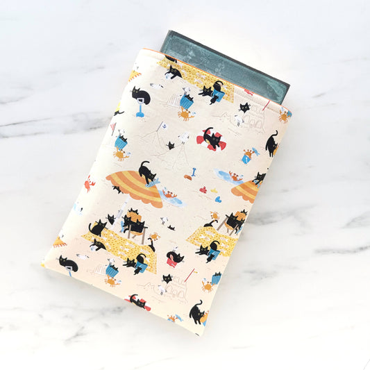 Beach cats padded book sleeve