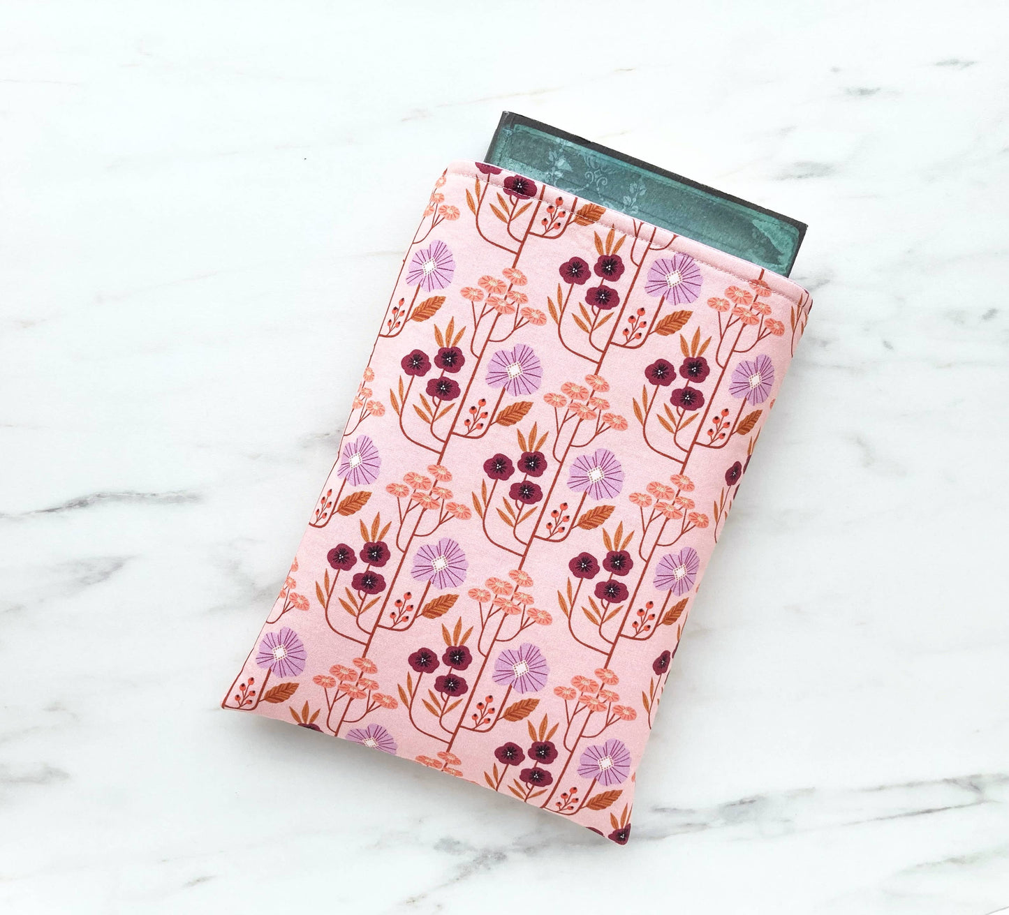 Floral trellis padded book sleeve