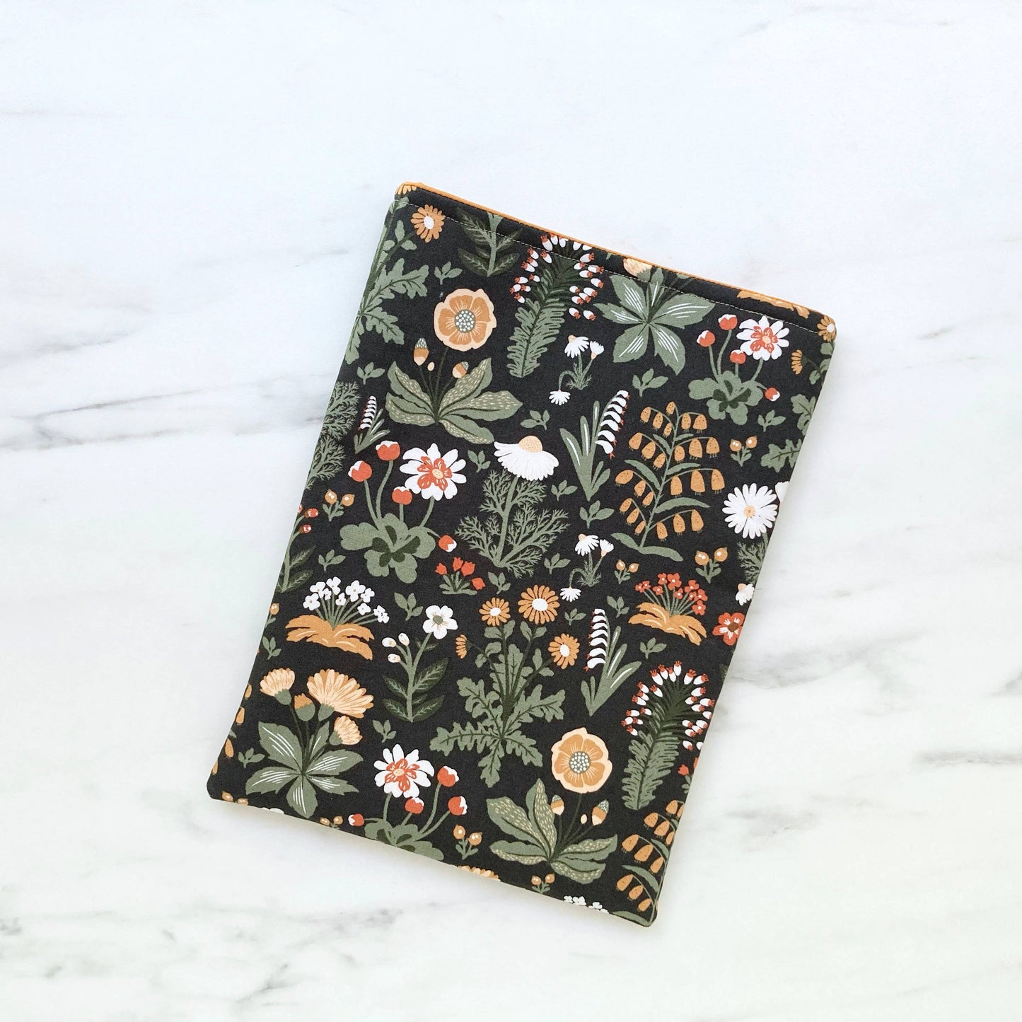 Autumn garden padded book sleeve