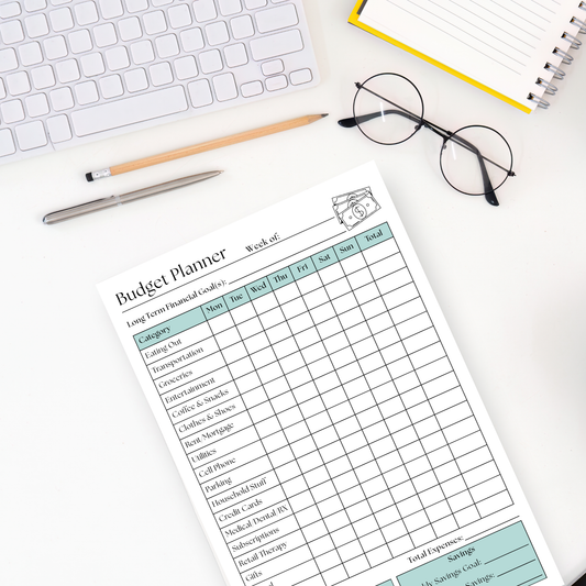 Weekly budget tracker: 50-page notepad