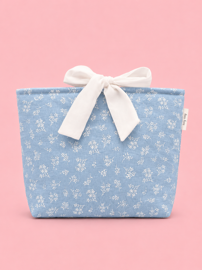 The cottage bow book sleeve SM